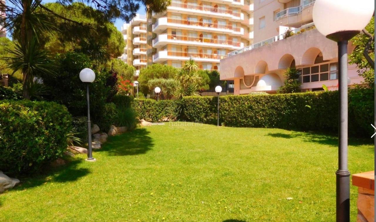 Apartment Direkt Am Strand Blanes Bagian luar foto
