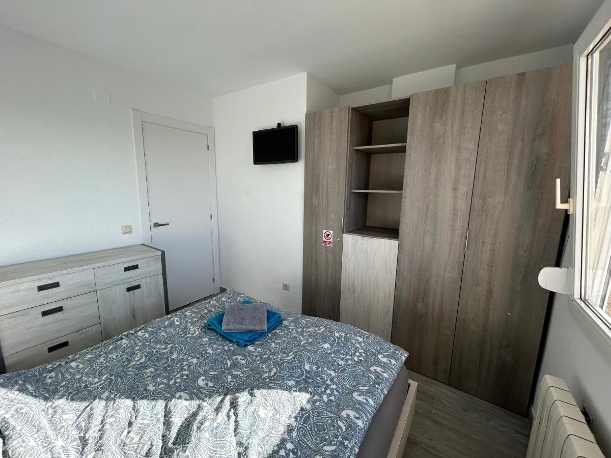 Apartment Direkt Am Strand Blanes Bagian luar foto